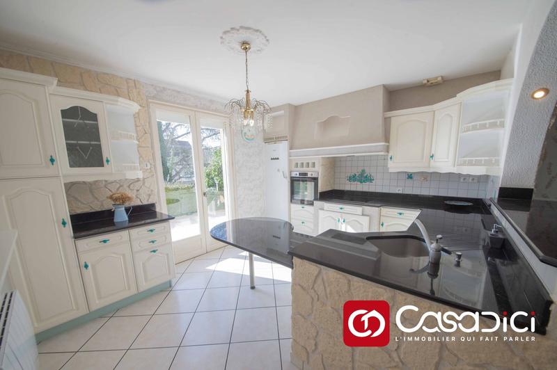 Maison - 187 m² - 6 pièces