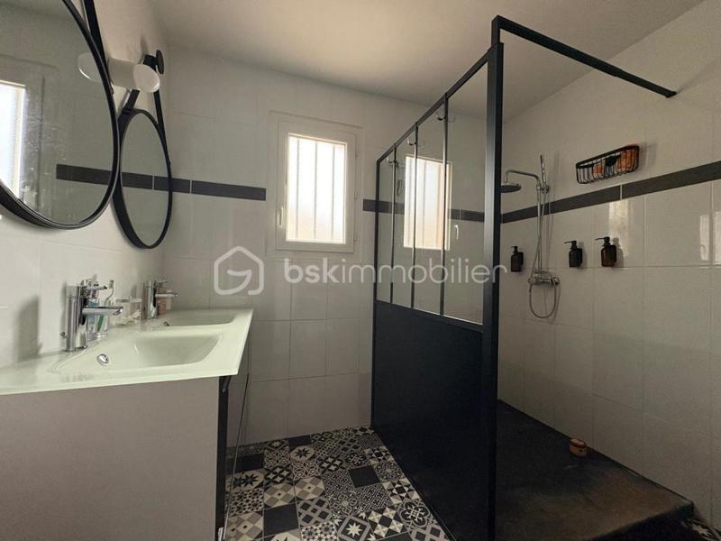 Maison - 92 m² - 5 pièces