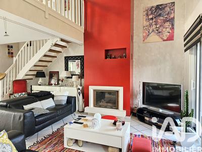 Maison - 140 m² - 7 pièces