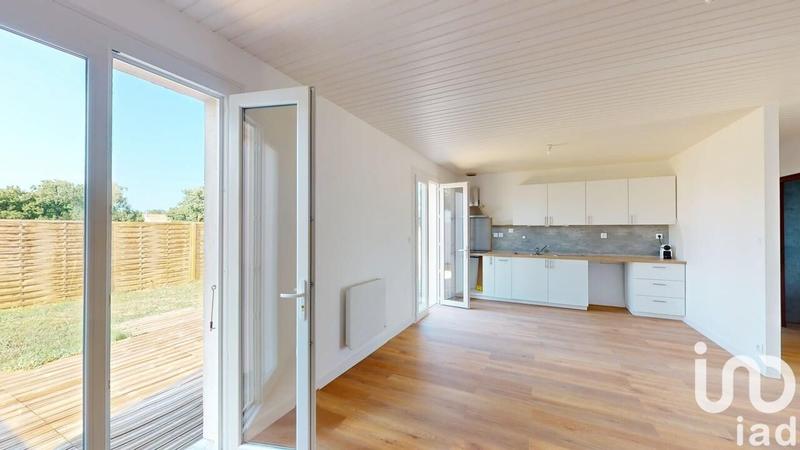 Maison - 96 m² - 5 pièces