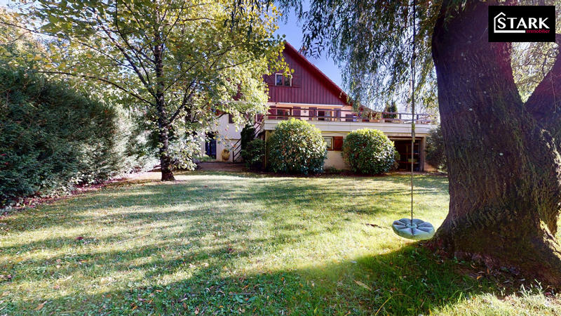 Maison - 139 m² - 7 pièces