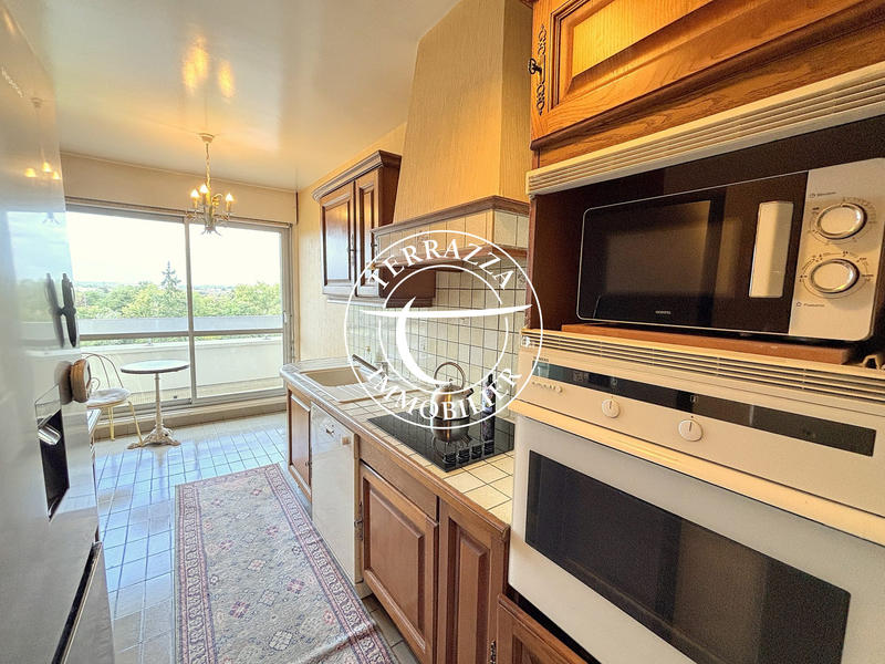 Appartement - 116 m² - 5 pièces