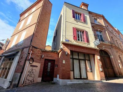 Immeuble - 15 pièces