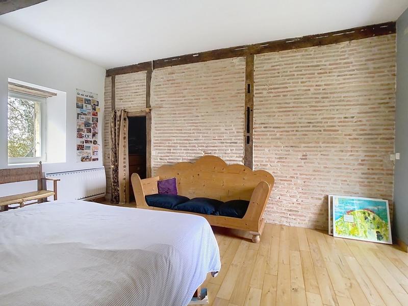 Maison - 168 m² - 7 pièces