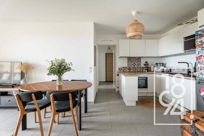 Appartement - 60 m² - 3 pièces