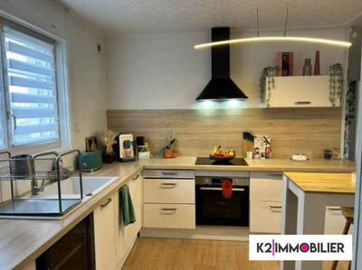 Appartement - 75 m² - 3 pièces