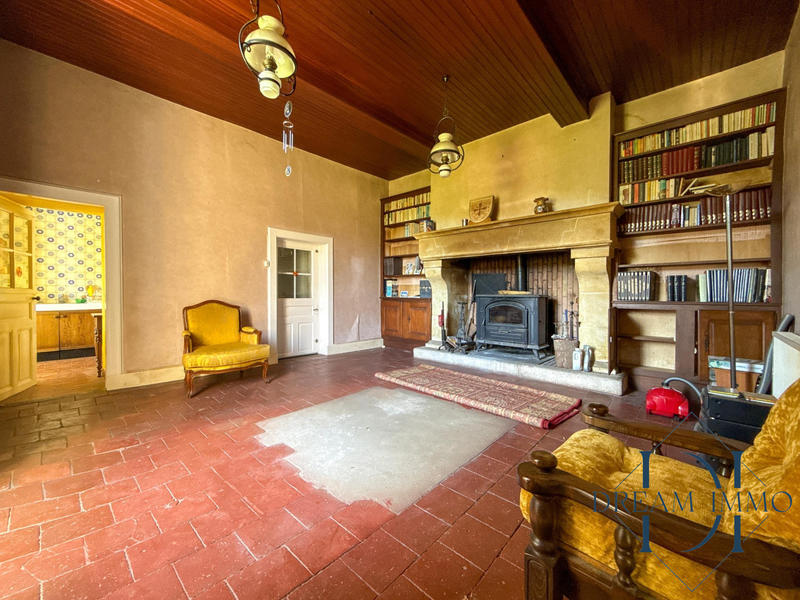 Maison ancienne - 166 m² - 8 pièces