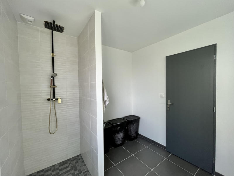 Maison - 94 m² - 5 pièces