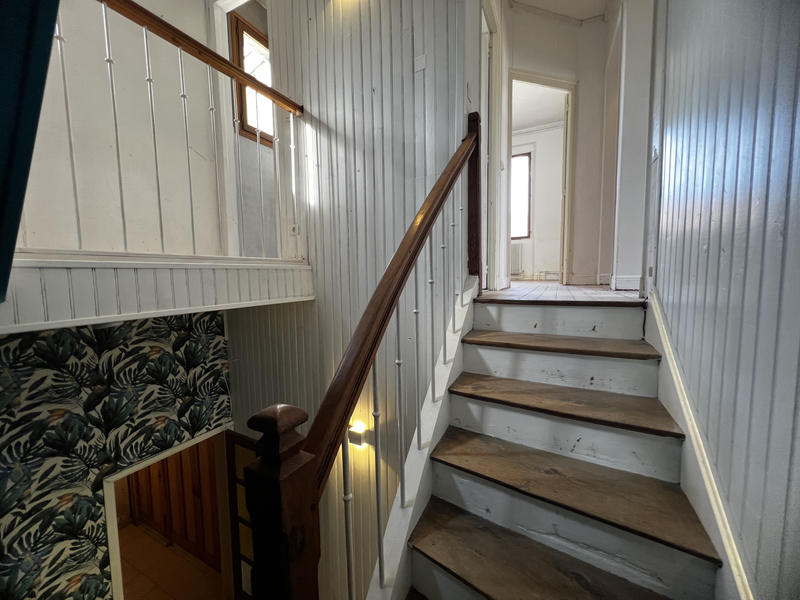 Immeuble - 140 m² - 6 pièces