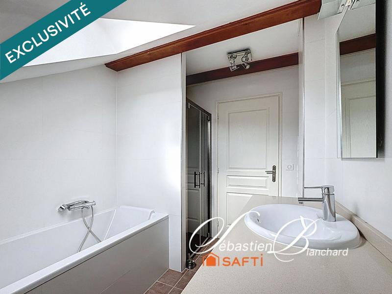 Villa - 270 m² - 9 pièces