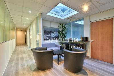 Bureau - 167 m²