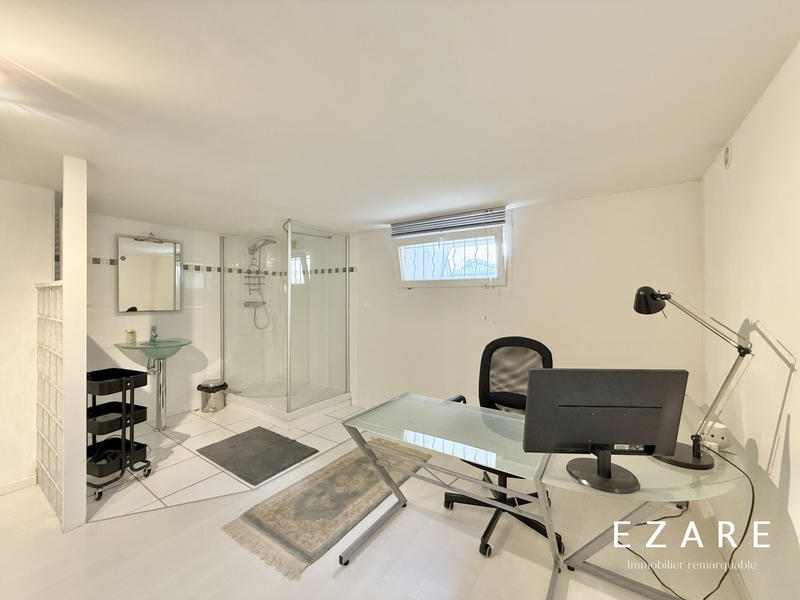 Maison - 196 m² - 6 pièces