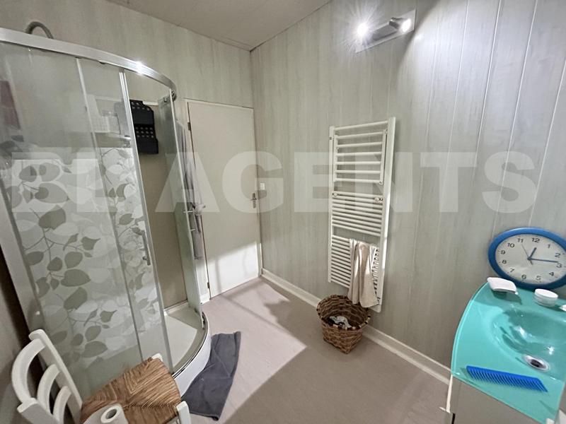 Fonds de commerce - 240 m²