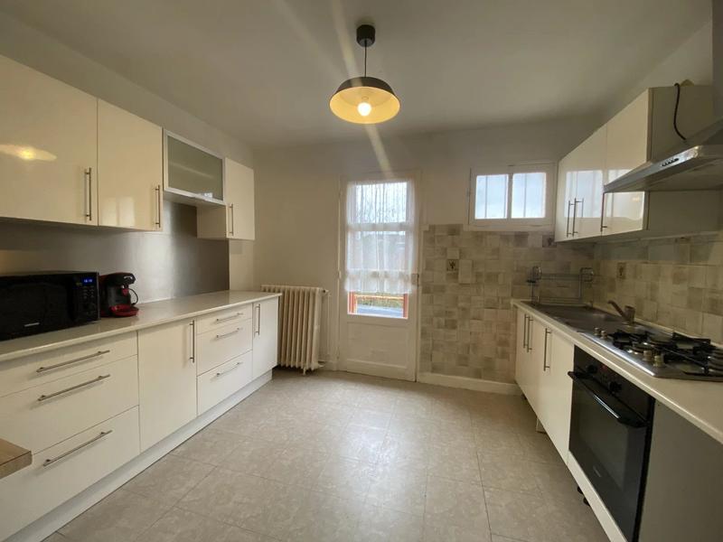 Maison - 80 m² - 4 pièces