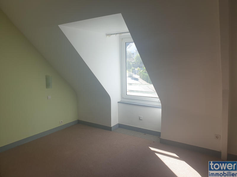 Local commercial - 1 260 m²