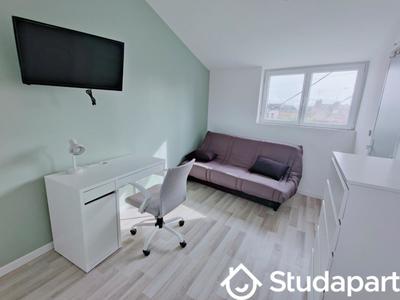 Chambre - 9 m² - 1 pièce