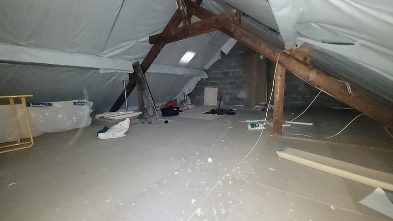 Maison - 186 m² - 8 pièces