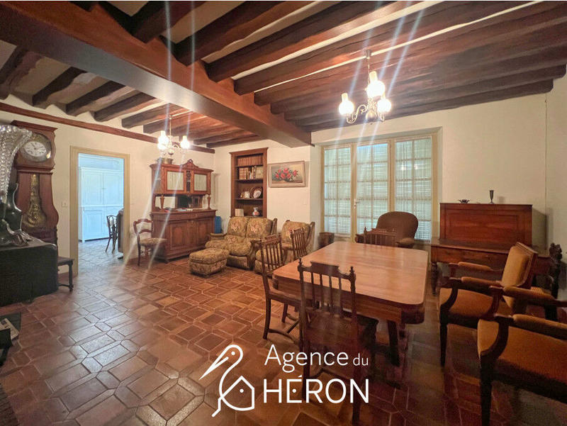 Propriété - 112 m² - 6 pièces