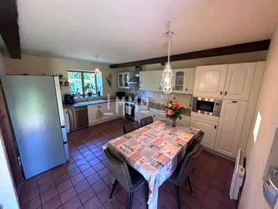 Maison ancienne - 191 m² - 8 pièces