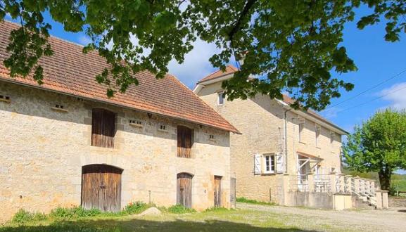 Maison - 168 m² - 6 pièces