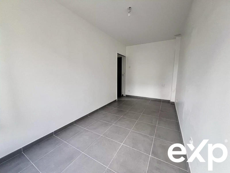 Maison - 137 m² - 7 pièces