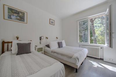 Maison - 500 m² - 20 pièces