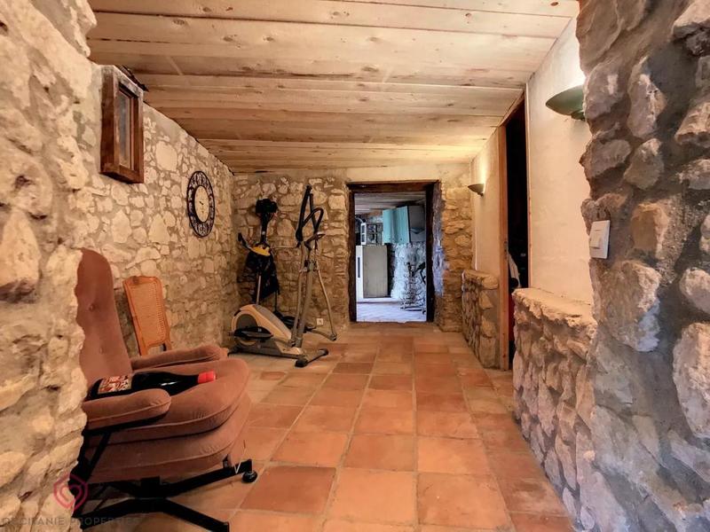 Maison en pierre - 170 m² - 5 pièces