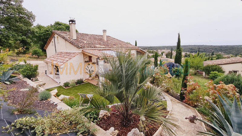 Maison - 126 m² - 6 pièces