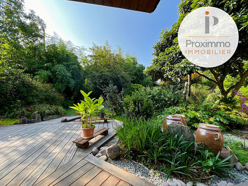 Maison - 190 m² - 10 pièces