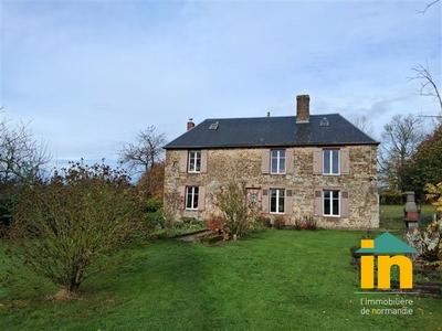 Demeure - 115 m² - 6 pièces