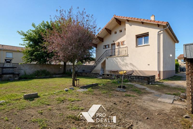 Maison - 130 m² - 5 pièces