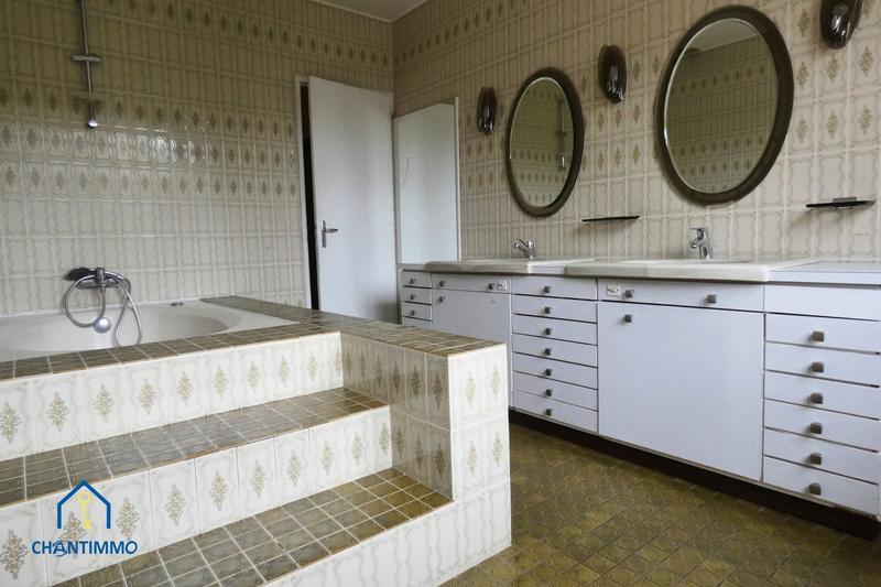 Maison - 420 m² - 13 pièces