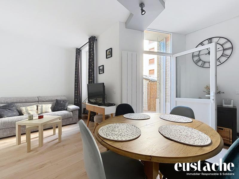 Appartement - 60 m² - 3 pièces