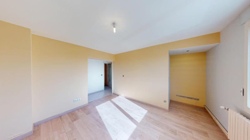Appartement - 90 m² - 3 pièces