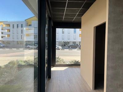 Local commercial - 109 m²