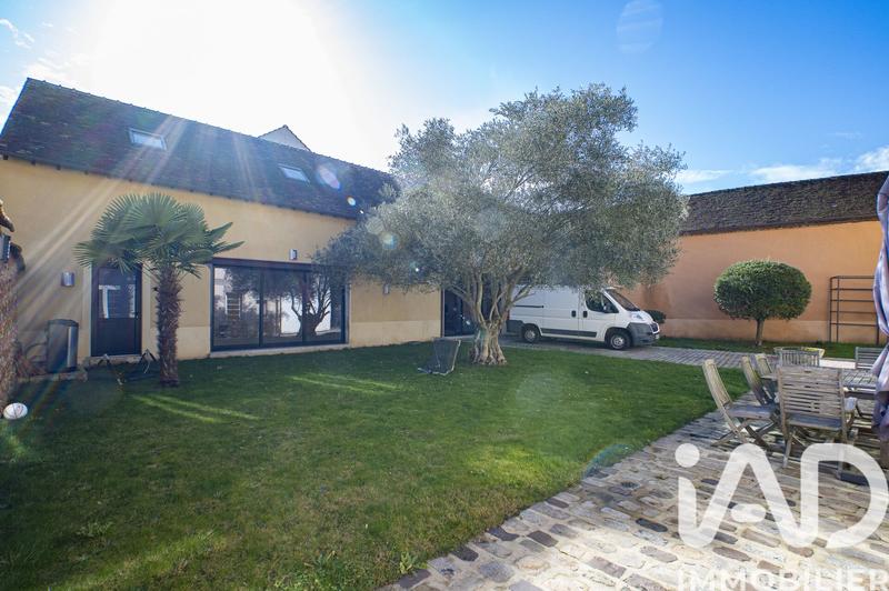 Maison de ville - 311 m² - 8 pièces