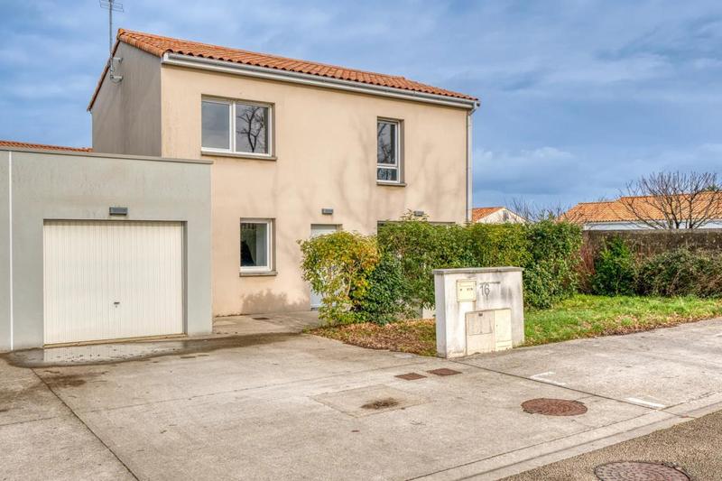 Maison - 88 m² - 4 pièces