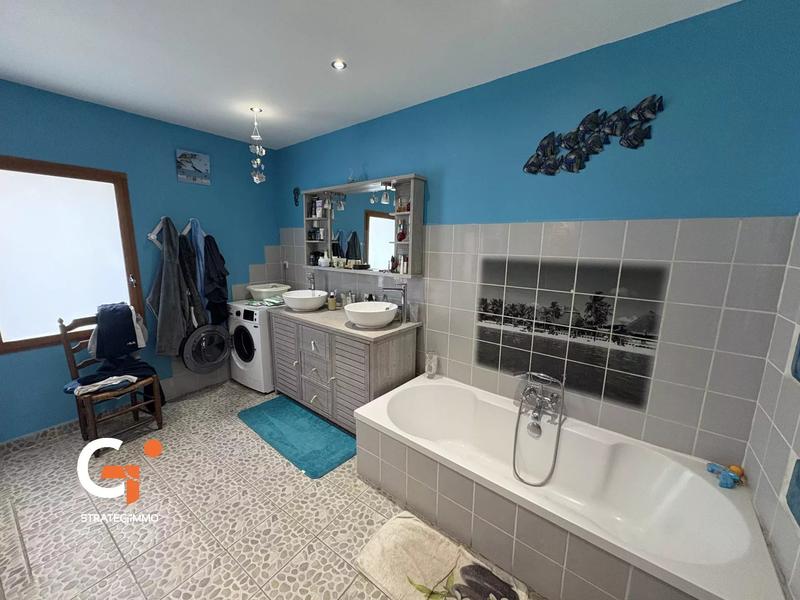 Maison - 177 m² - 4 pièces