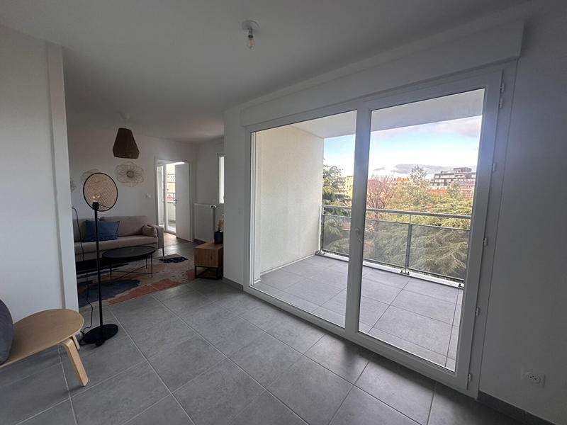 Appartement - 77 m² - 4 pièces