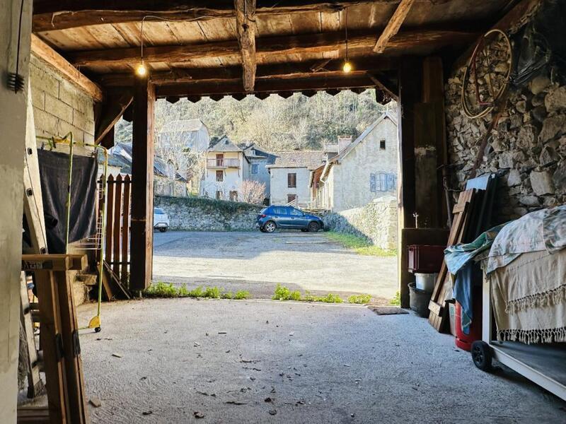 Maison de village - 145 m² - 7 pièces