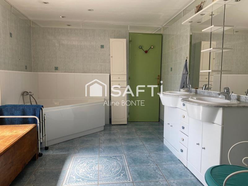 Maison - 170 m² - 6 pièces