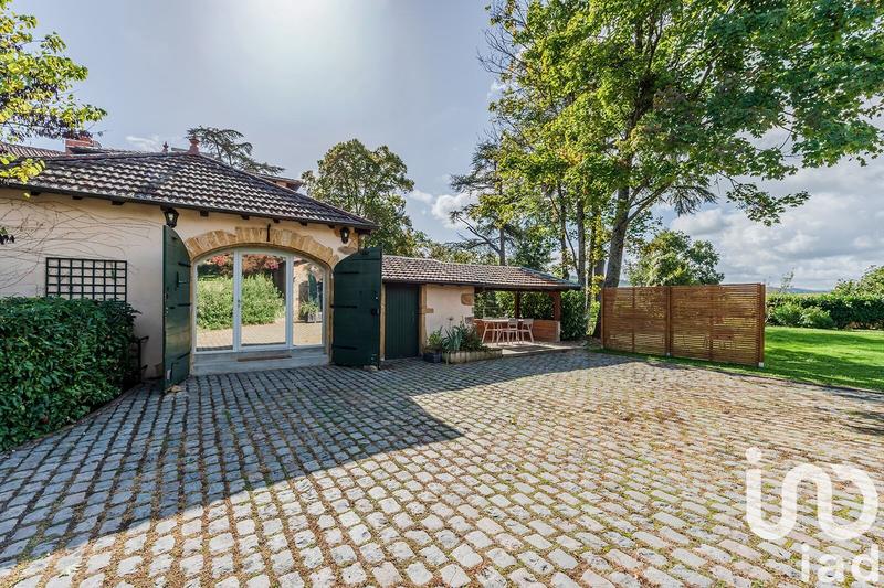 Appartement - 174 m² - 6 pièces