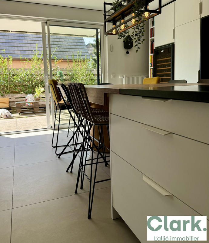 Appartement - 120 m² - 5 pièces