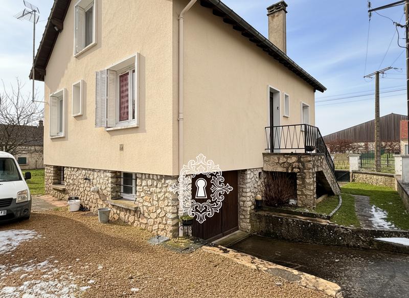 Maison - 102 m² - 4 pièces