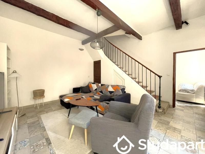 Chambre - 9 m² - 1 pièce