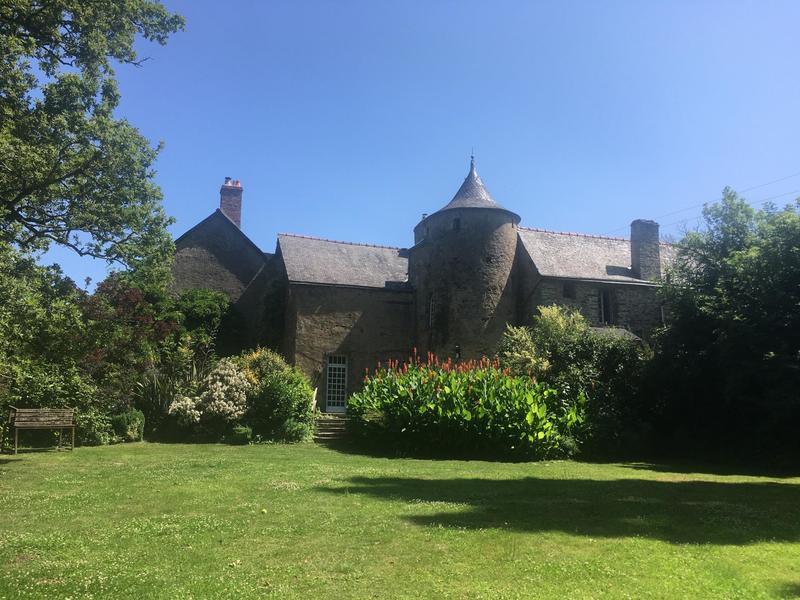 Propriété - 500 m² - 16 pièces