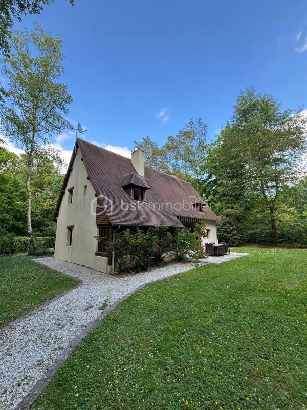 Maison traditionnelle - 128 m² - 7 pièces