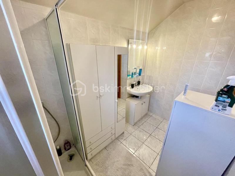 Maison - 167 m² - 6 pièces