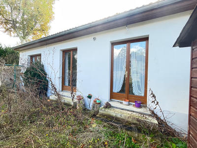 Maison - 93 m² - 4 pièces