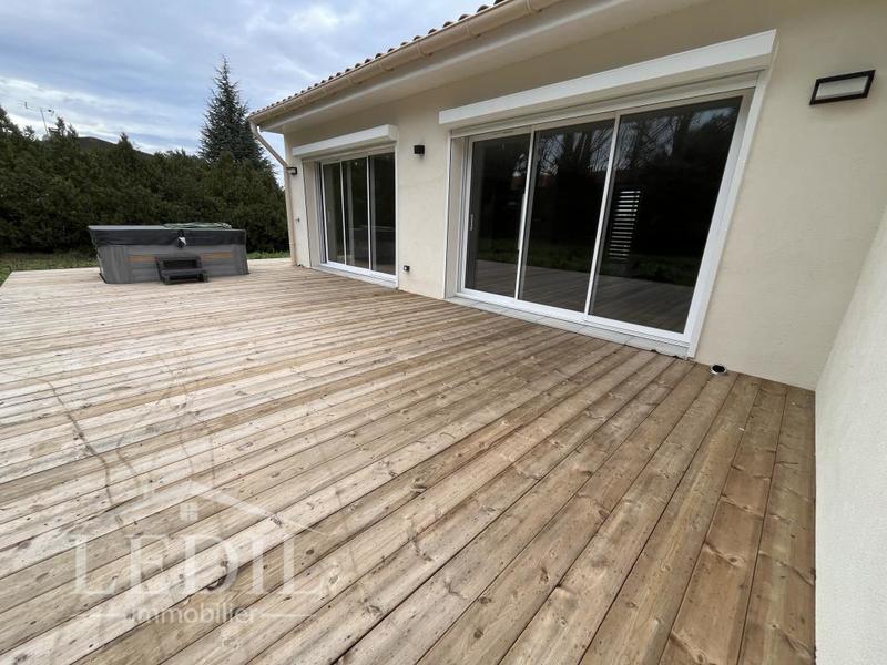 Maison - 137 m² - 4 pièces